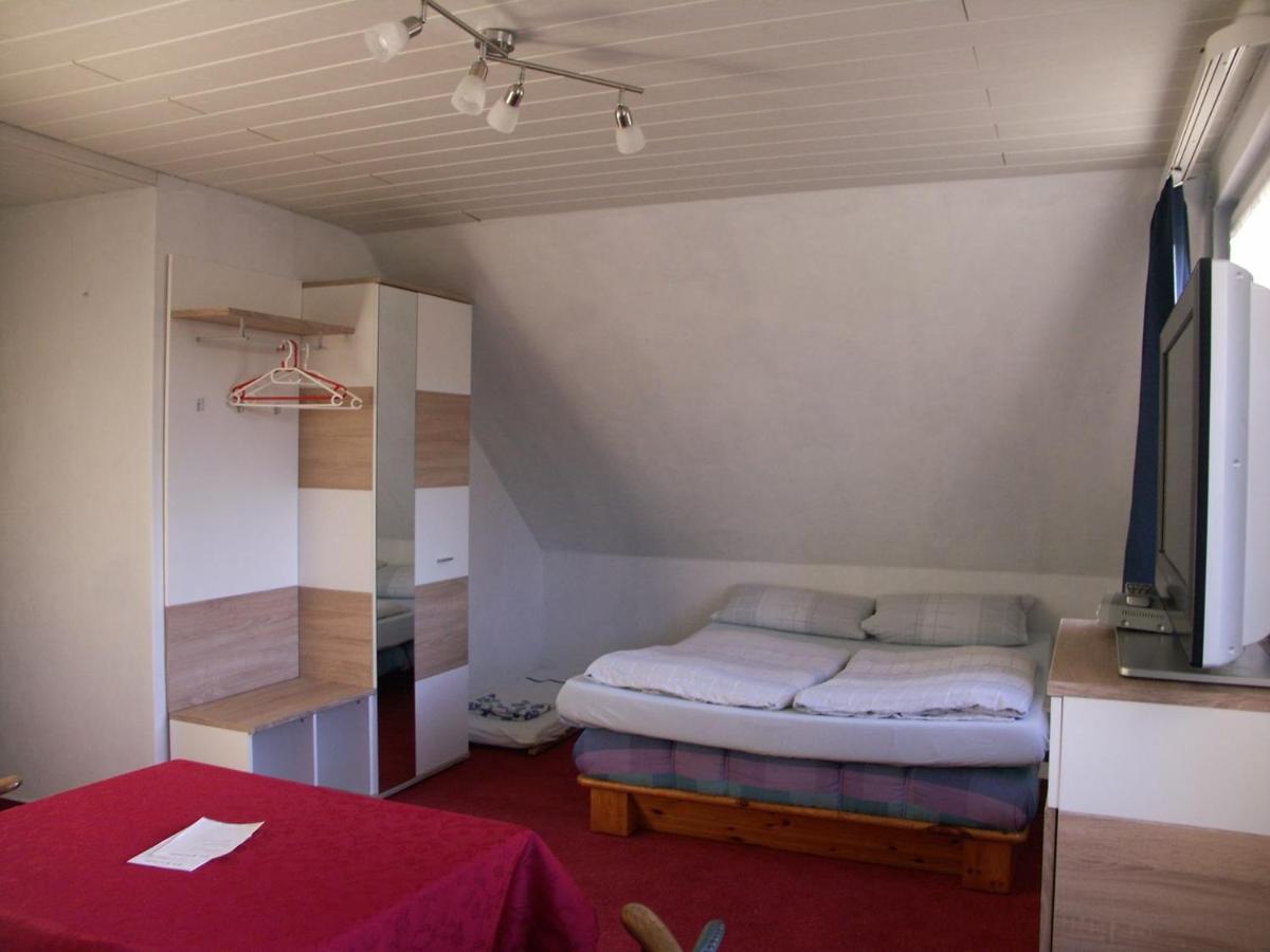 Waldpension Zum Felsenkeller Lichtenfels-Sachsenberg Ngoại thất bức ảnh